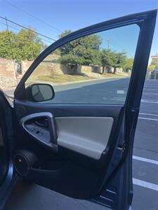 2008 Toyota RAV4 Limited   - Photo 27 - Sacramento, CA 95825