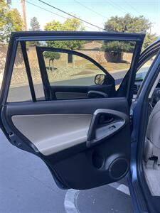 2008 Toyota RAV4 Limited   - Photo 19 - Sacramento, CA 95825