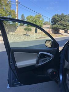 2008 Toyota RAV4 Limited   - Photo 14 - Sacramento, CA 95825