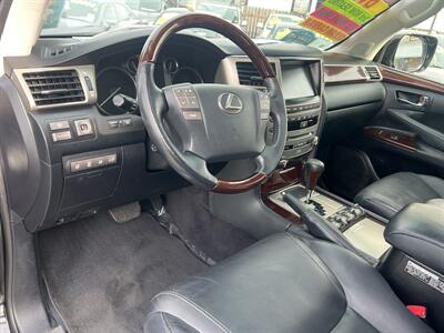 2015 Lexus LX 570   - Photo 10 - Sacramento, CA 95825