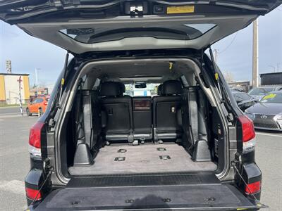 2015 Lexus LX 570   - Photo 26 - Sacramento, CA 95825