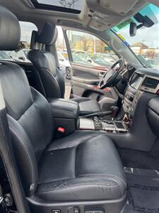 2015 Lexus LX 570   - Photo 29 - Sacramento, CA 95825