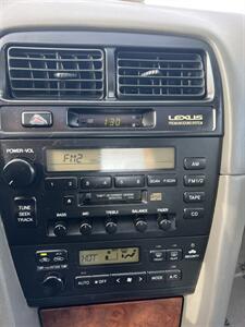 1999 Lexus ES 300   - Photo 35 - Sacramento, CA 95825