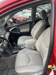 2012 Toyota RAV4   - Photo 11 - Sacramento, CA 95825