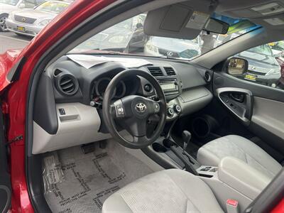 2012 Toyota RAV4   - Photo 12 - Sacramento, CA 95825