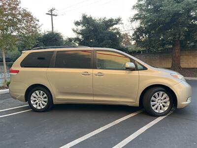 2011 Toyota Sienna Limited 7-Passenger   - Photo 10 - Sacramento, CA 95825