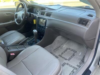 2000 Toyota Camry LE V6   - Photo 23 - Sacramento, CA 95825