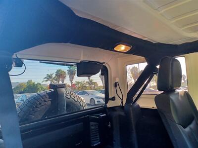 2015 Jeep Wrangler Unlimited Rubicon   - Photo 10 - Chula Vista, CA 91911