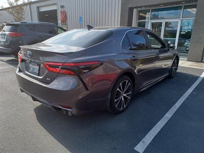 2020 Toyota Camry SE  Nightshade - Photo 3 - Chula Vista, CA 91911