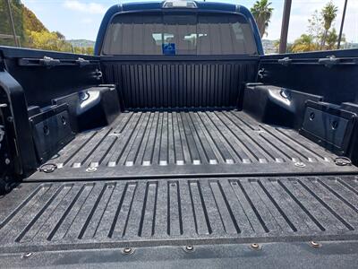 2018 Toyota Tacoma SR5 V6   - Photo 12 - Chula Vista, CA 91911