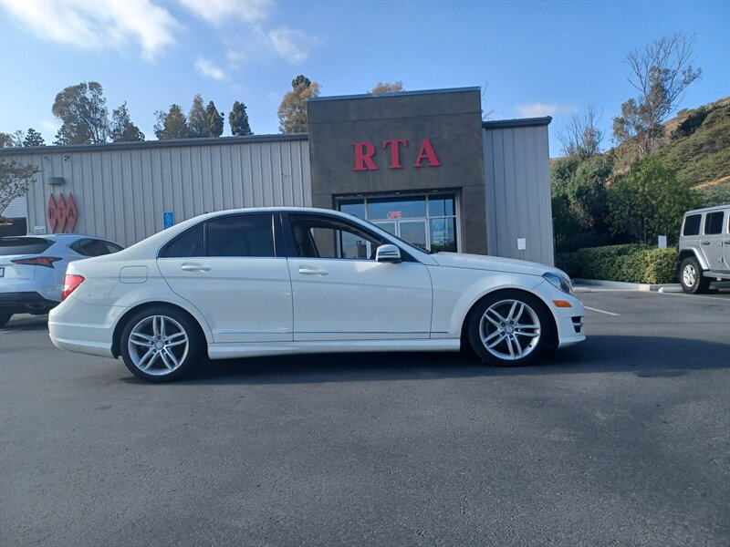 2012 Mercedes-Benz C 300 Sport 4MATIC  