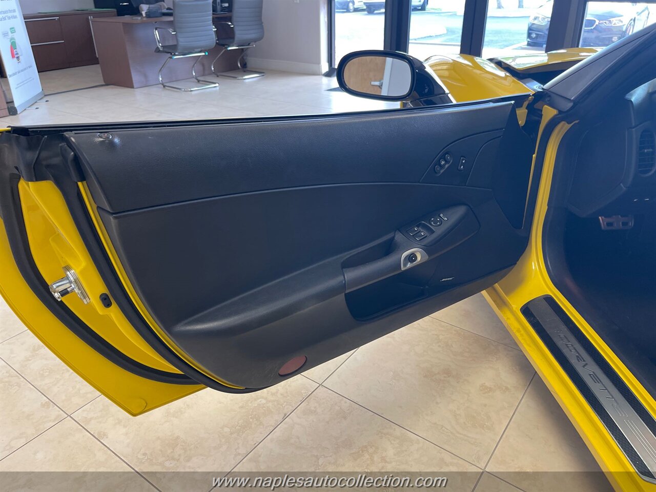 2008 Chevrolet Corvette   - Photo 8 - Fort Myers, FL 33967