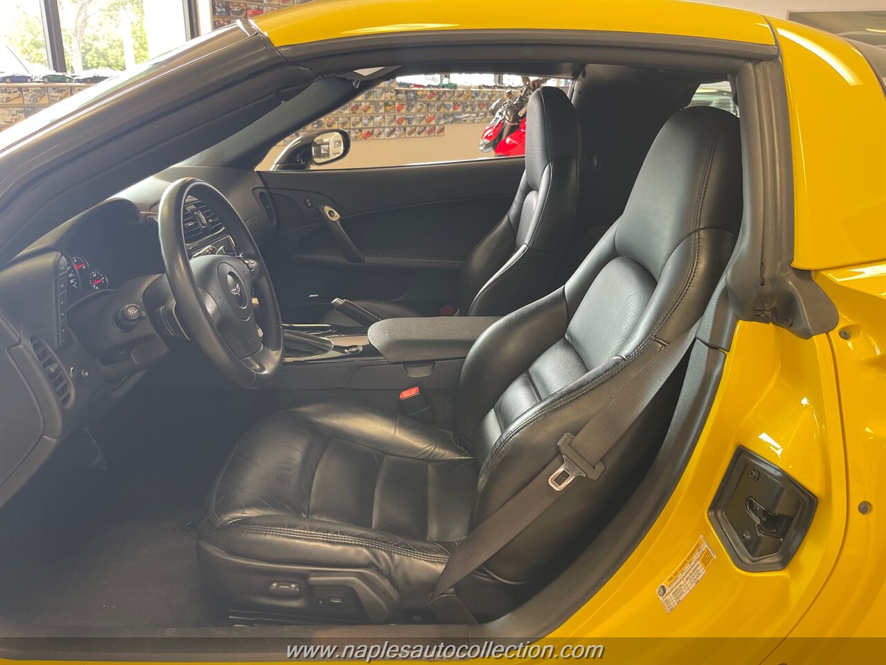 2008 Chevrolet Corvette   - Photo 9 - Fort Myers, FL 33967