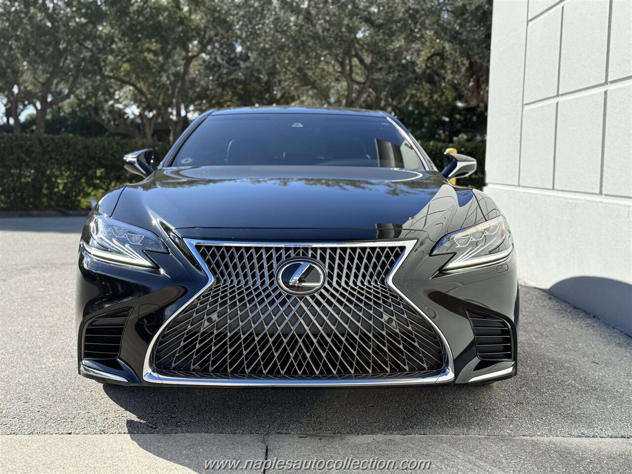 2020 Lexus LS 500   - Photo 8 - Fort Myers, FL 33967