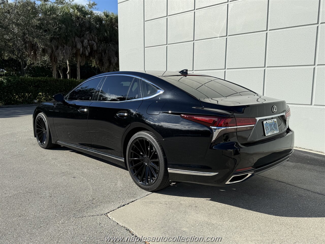 2020 Lexus LS 500   - Photo 4 - Fort Myers, FL 33967