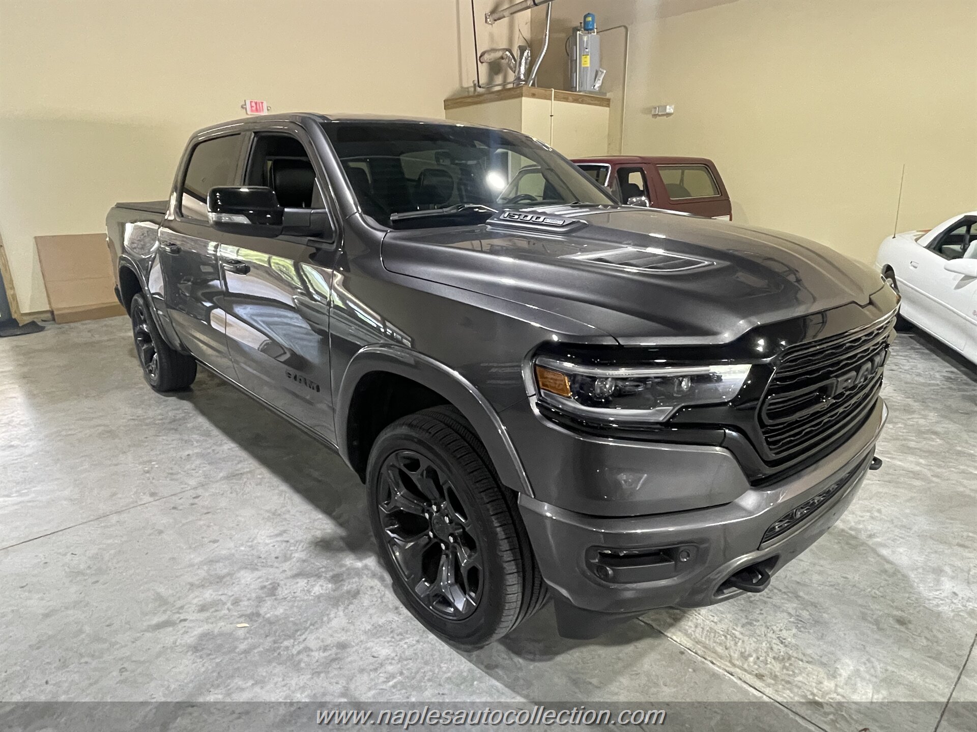 2021 RAM 1500 Limited   - Photo 1 - Bonita Springs, FL 34135