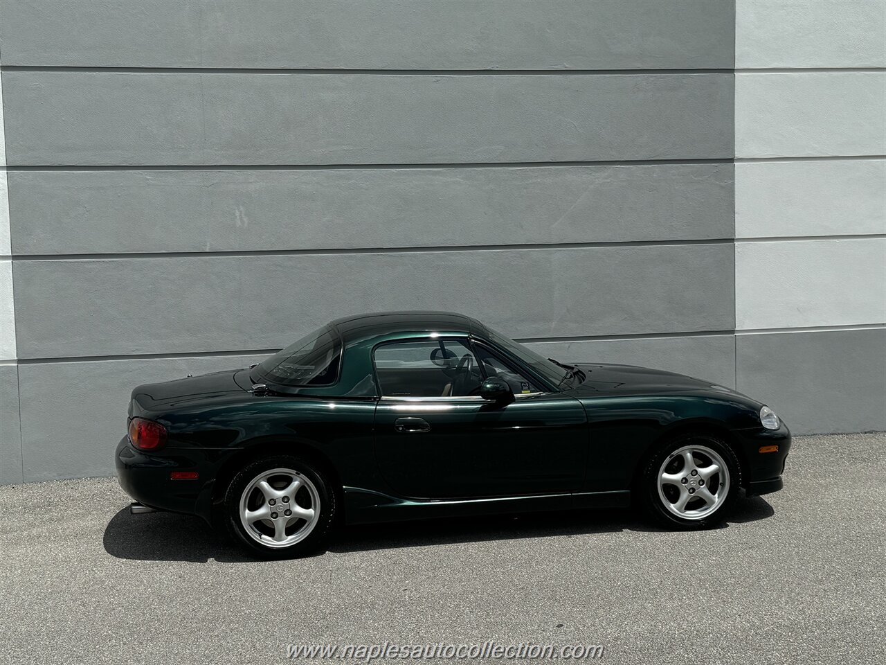 2000 Mazda MX-5 Miata   - Photo 29 - Fort Myers, FL 33967