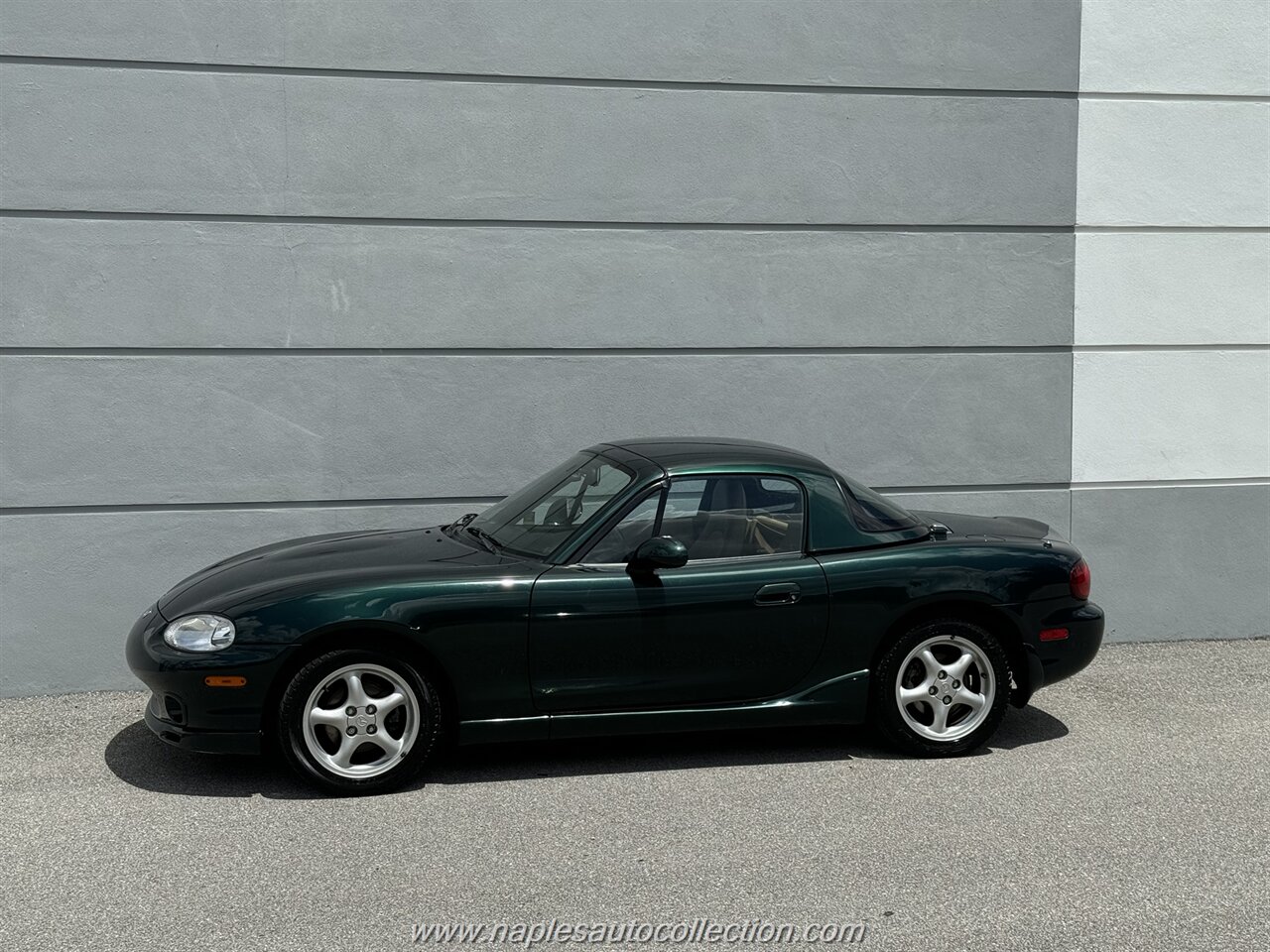 2000 Mazda MX-5 Miata   - Photo 22 - Fort Myers, FL 33967