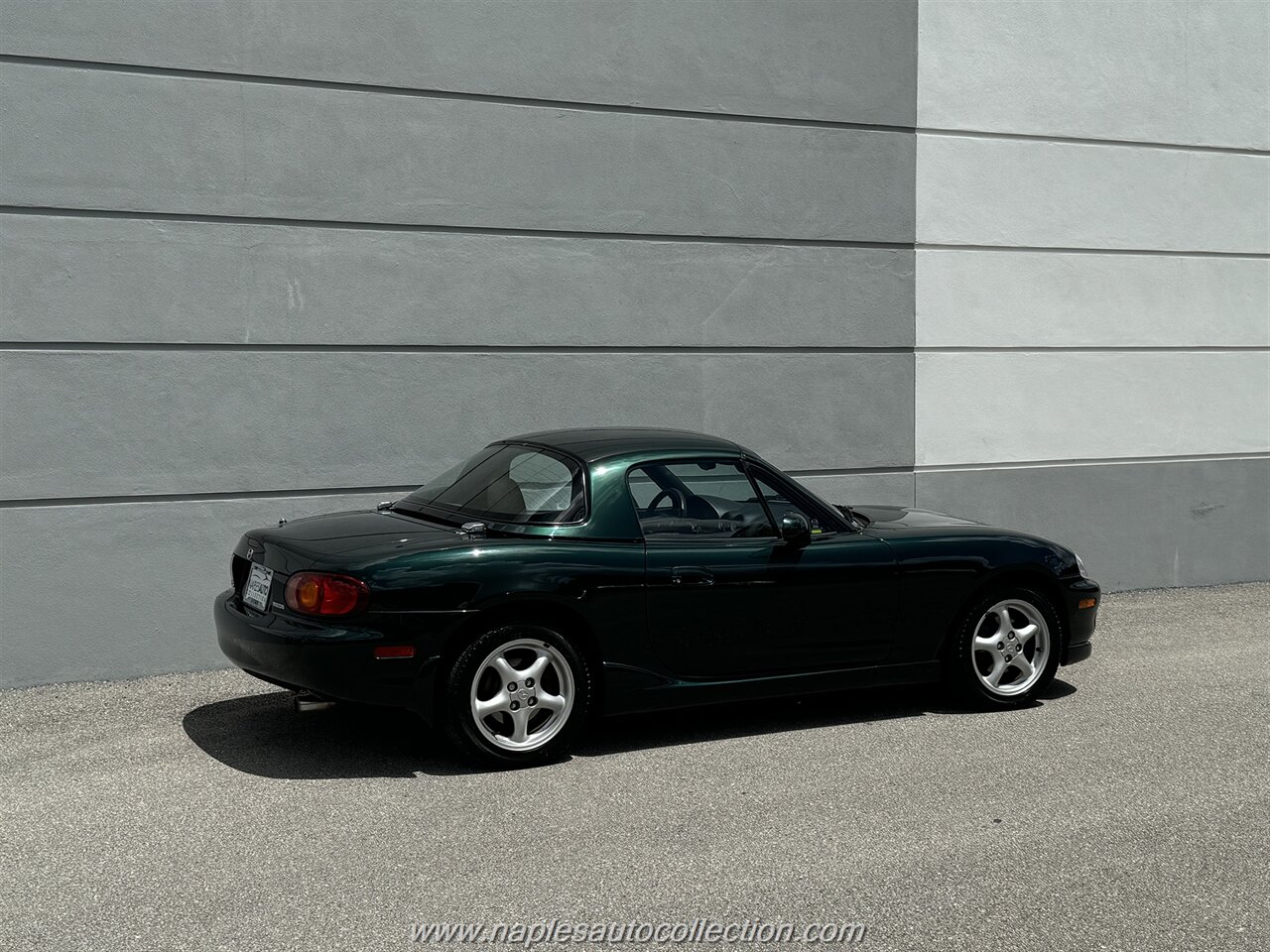 2000 Mazda MX-5 Miata   - Photo 28 - Fort Myers, FL 33967