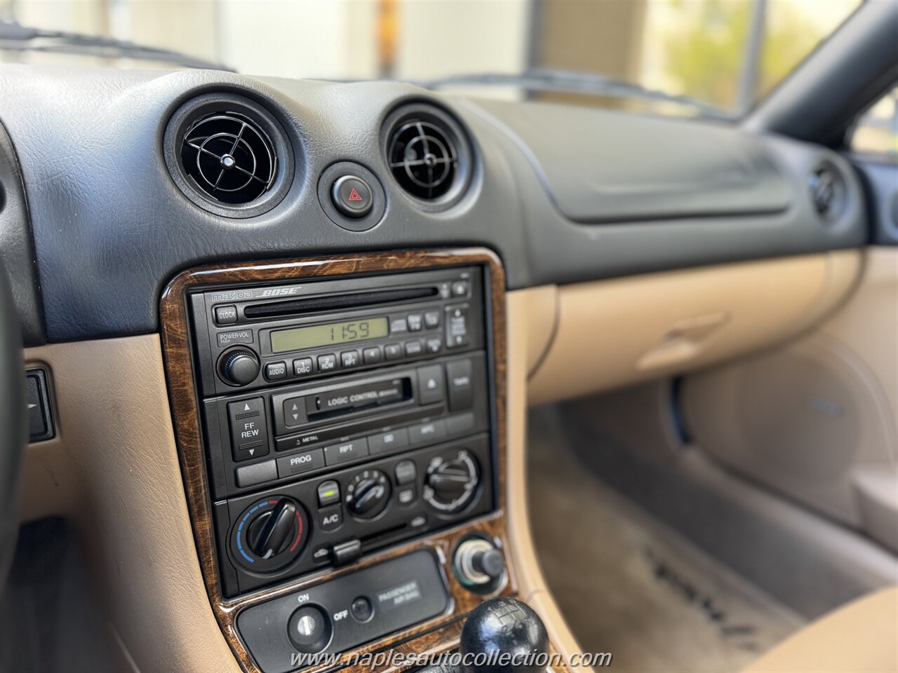 2000 Mazda MX-5 Miata   - Photo 12 - Fort Myers, FL 33967