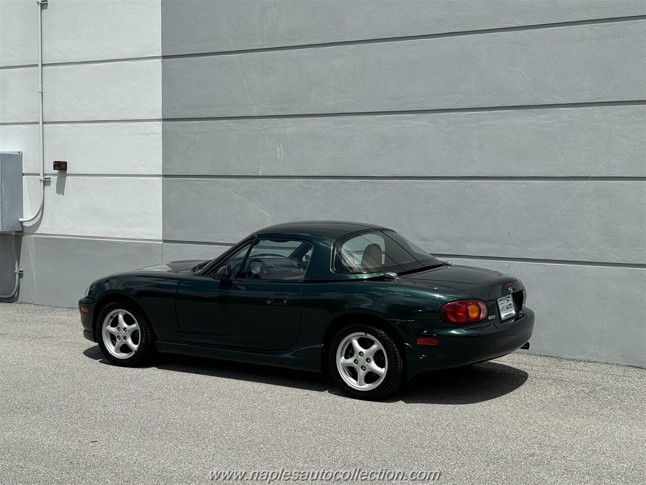 2000 Mazda MX-5 Miata   - Photo 24 - Fort Myers, FL 33967