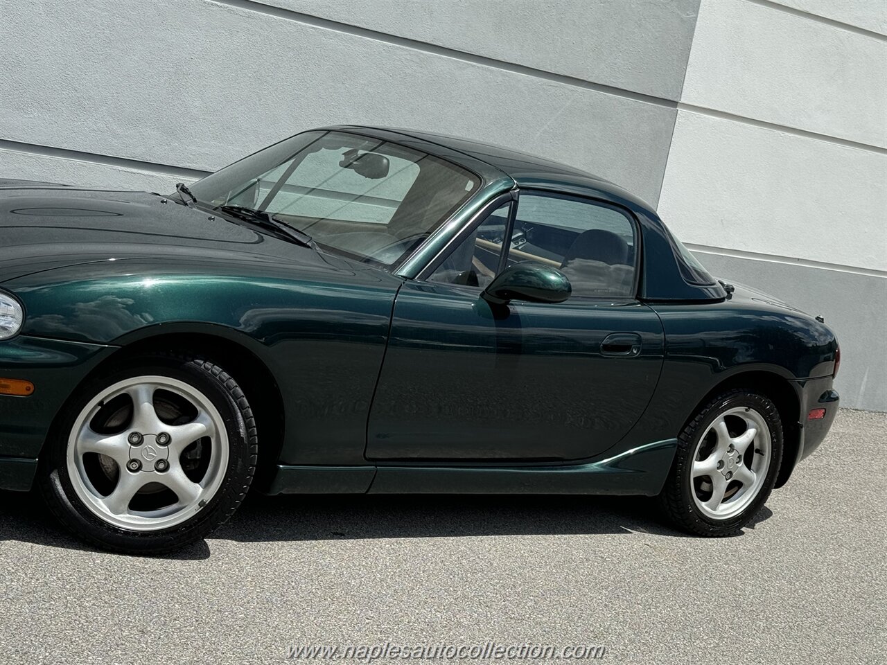 2000 Mazda MX-5 Miata   - Photo 18 - Fort Myers, FL 33967