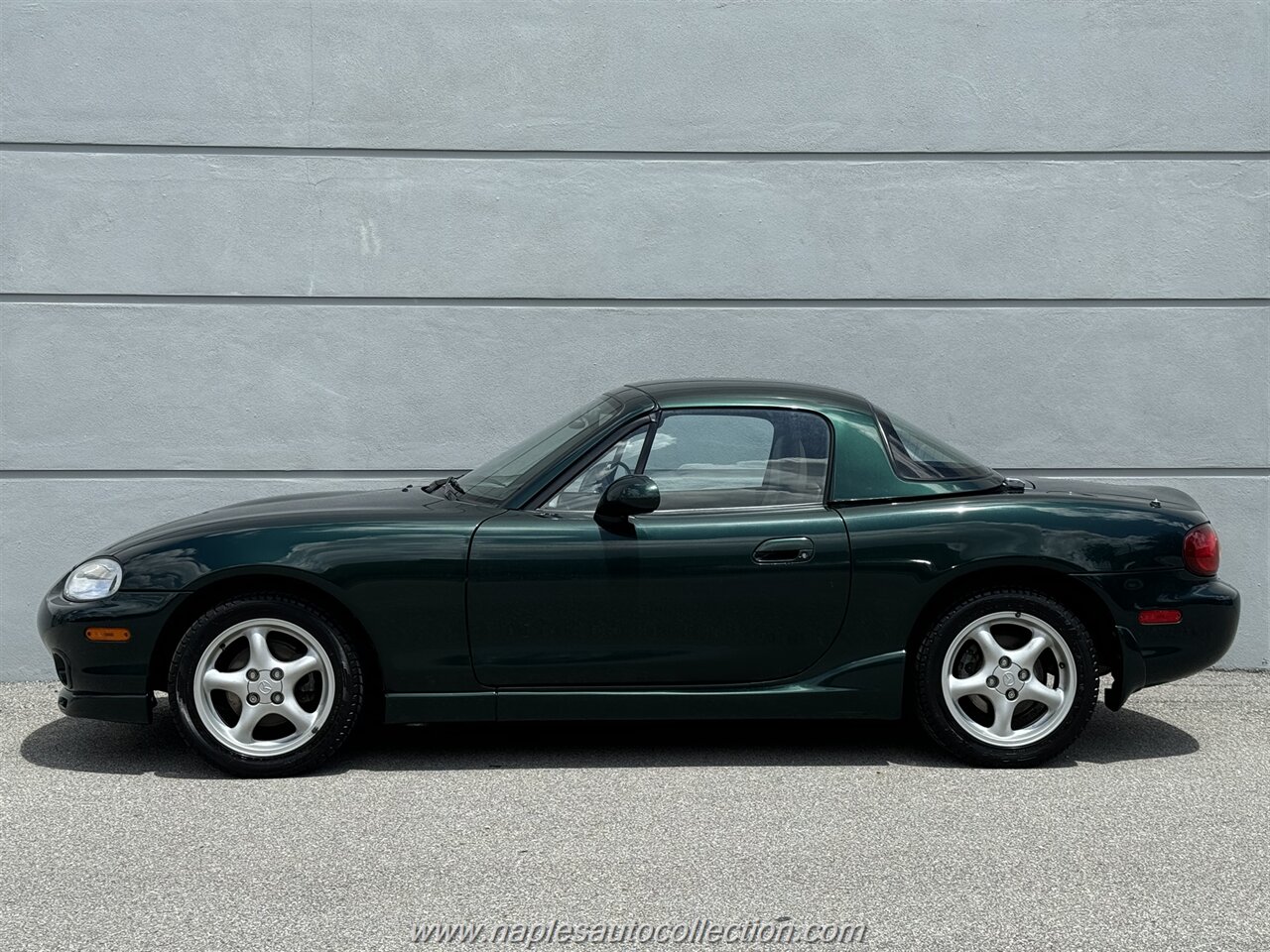 2000 Mazda MX-5 Miata   - Photo 3 - Fort Myers, FL 33967