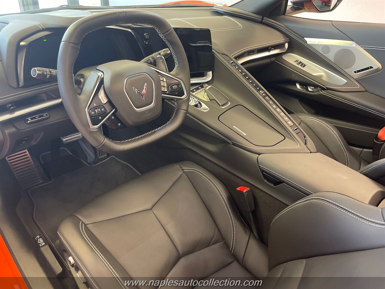 2021 Chevrolet Corvette Stingray  2LT - Photo 2 - Fort Myers, FL 33967