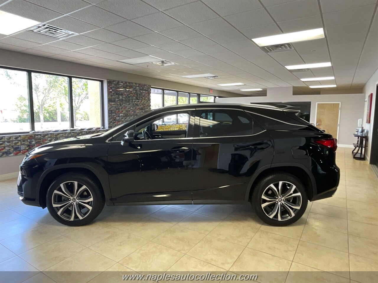 2019 Lexus RX 350   - Photo 8 - Fort Myers, FL 33967