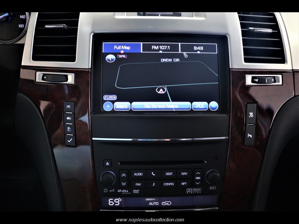 2011 Cadillac Escalade ESV Premium   - Photo 22 - Fort Myers, FL 33967