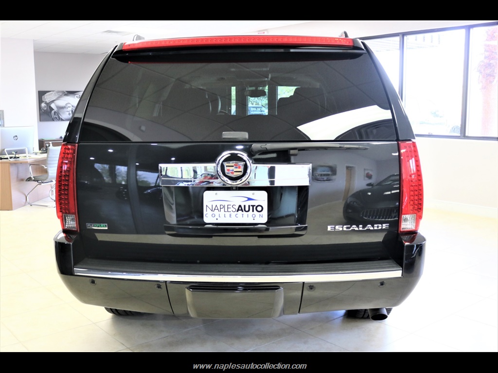 2011 Cadillac Escalade ESV Premium   - Photo 7 - Fort Myers, FL 33967