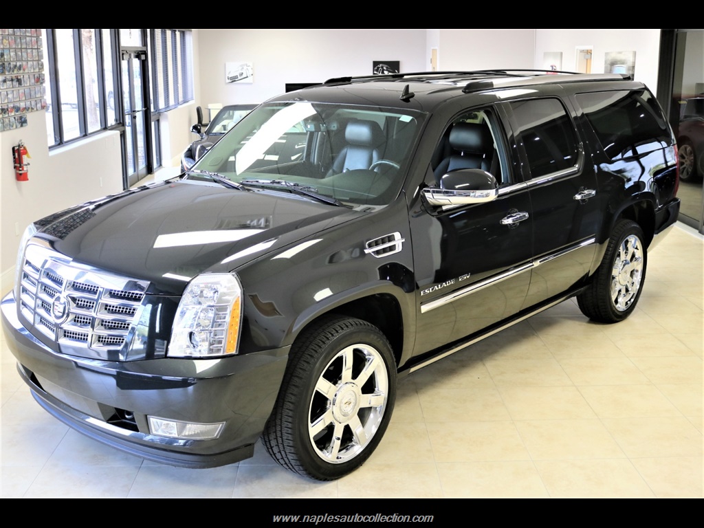 2011 Cadillac Escalade ESV Premium   - Photo 1 - Fort Myers, FL 33967