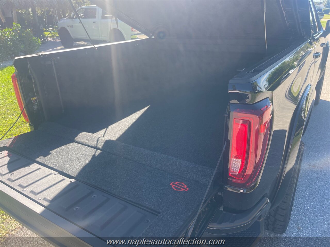 2022 GMC Sierra 1500 AT4  Harley Davidson - Photo 16 - Fort Myers, FL 33967