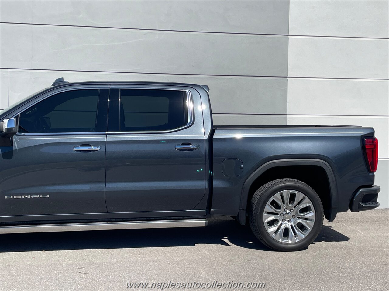 2021 GMC Sierra 1500 Denali   - Photo 21 - Fort Myers, FL 33967