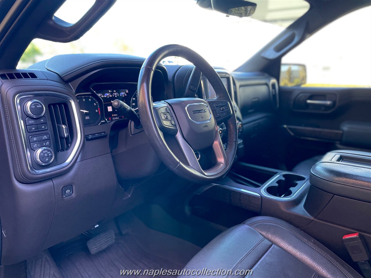 2021 GMC Sierra 1500 Denali   - Photo 2 - Fort Myers, FL 33967