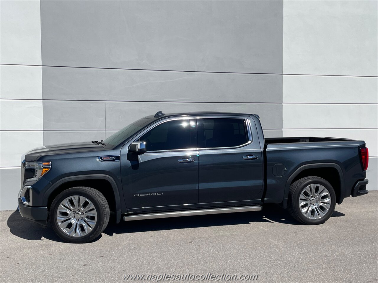 2021 GMC Sierra 1500 Denali   - Photo 17 - Fort Myers, FL 33967