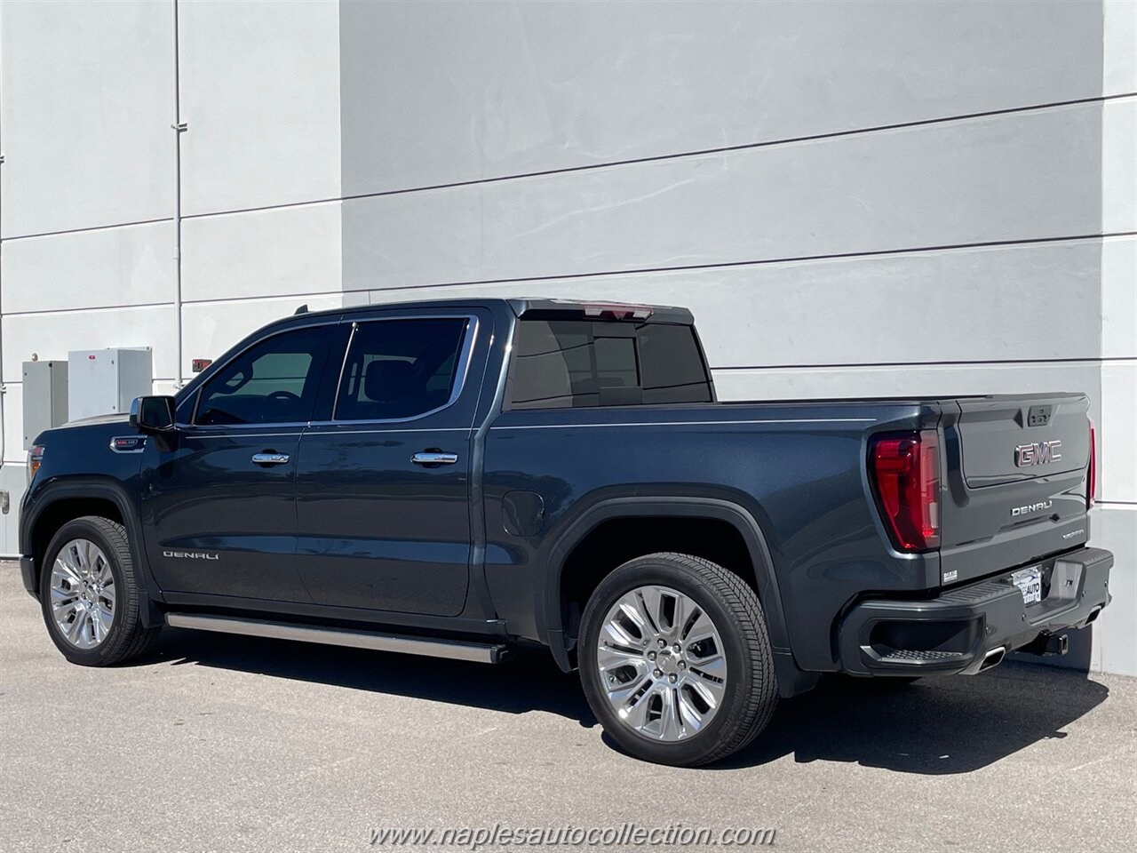 2021 GMC Sierra 1500 Denali   - Photo 4 - Fort Myers, FL 33967