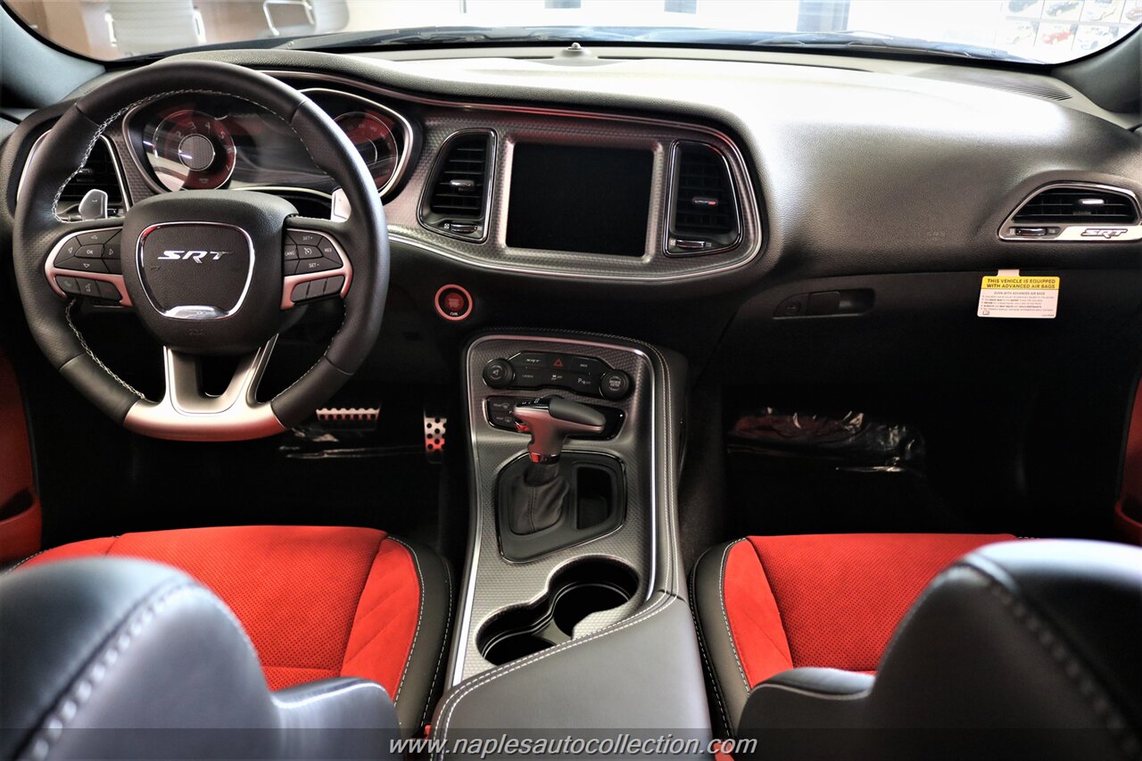 2016 Dodge Challenger SRT Hellcat   - Photo 2 - Fort Myers, FL 33967