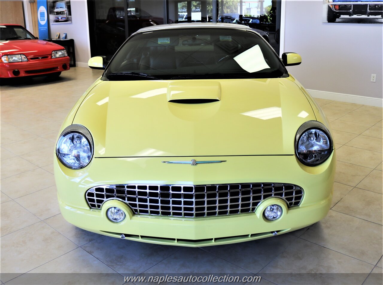 2002 Ford Thunderbird Deluxe   - Photo 9 - Fort Myers, FL 33967