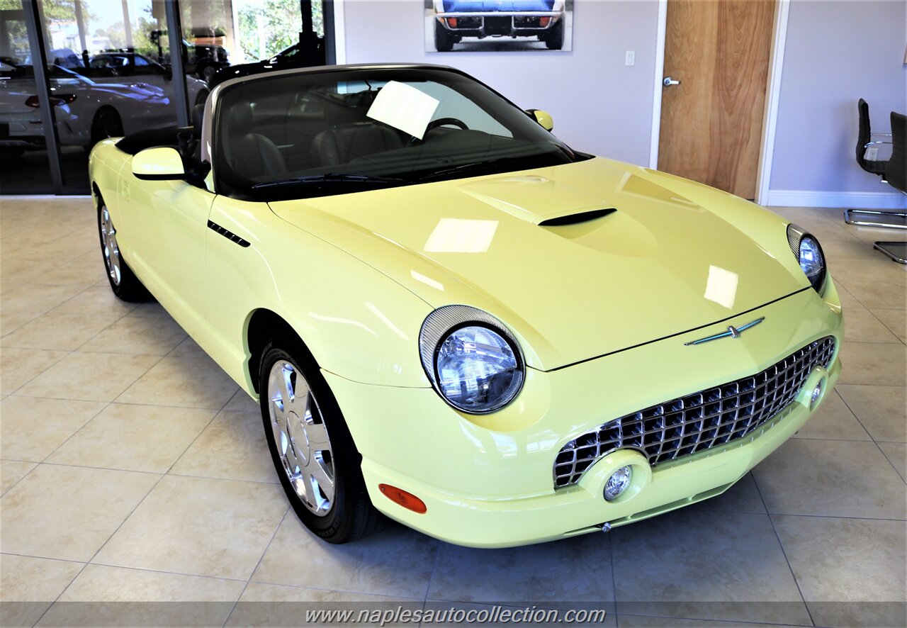 2002 Ford Thunderbird Deluxe   - Photo 8 - Fort Myers, FL 33967