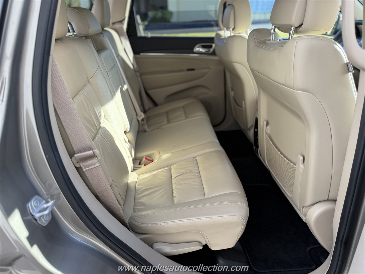 2016 Jeep Grand Cherokee Limited   - Photo 13 - Fort Myers, FL 33967