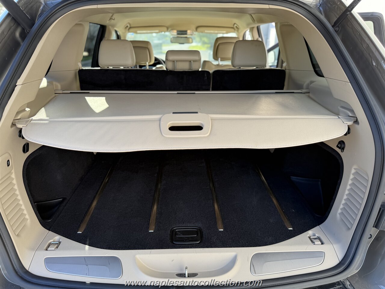 2016 Jeep Grand Cherokee Limited   - Photo 18 - Fort Myers, FL 33967