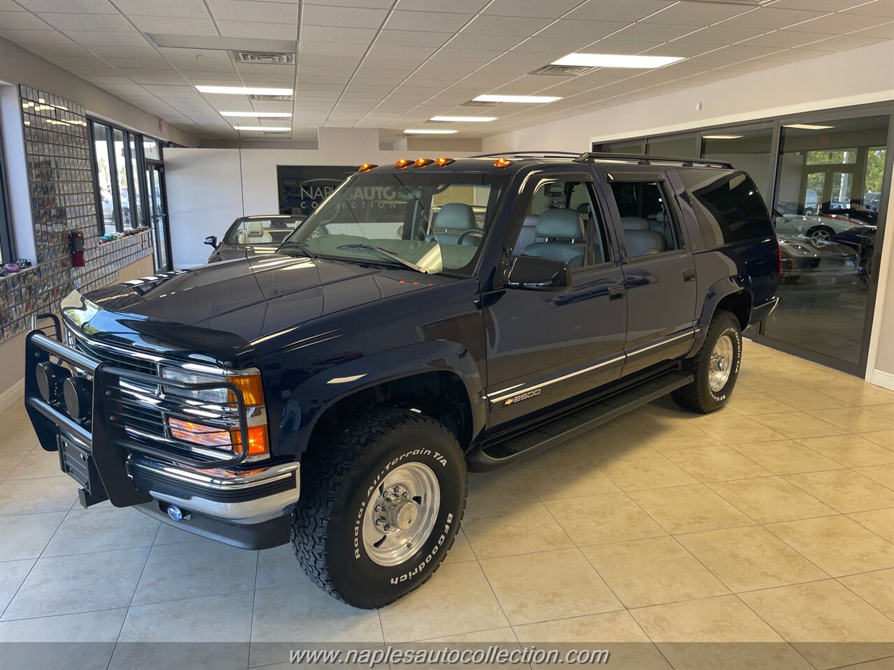 1997 Chevrolet Suburban K2500 4dr K2500   - Photo 8 - Fort Myers, FL 33967