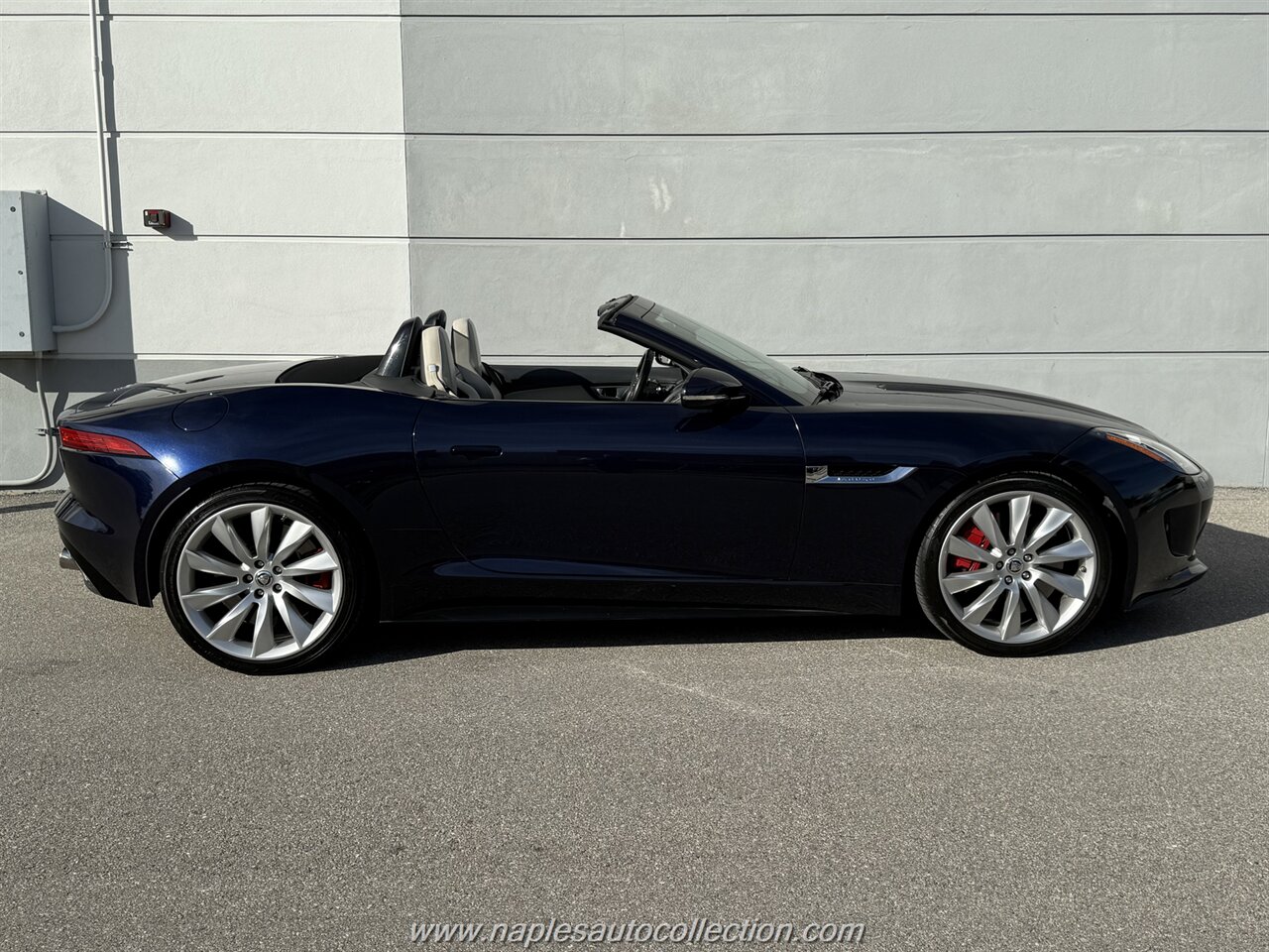 2014 Jaguar F-TYPE V8 S   - Photo 7 - Fort Myers, FL 33967