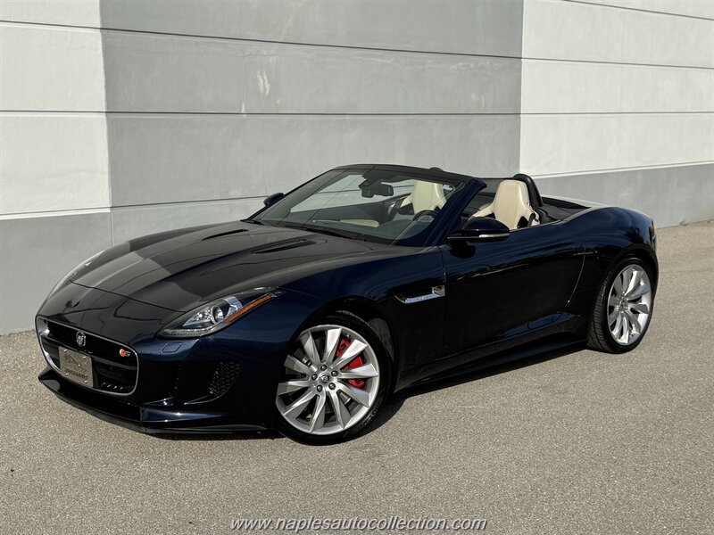 2014 Jaguar F-TYPE V8 S  