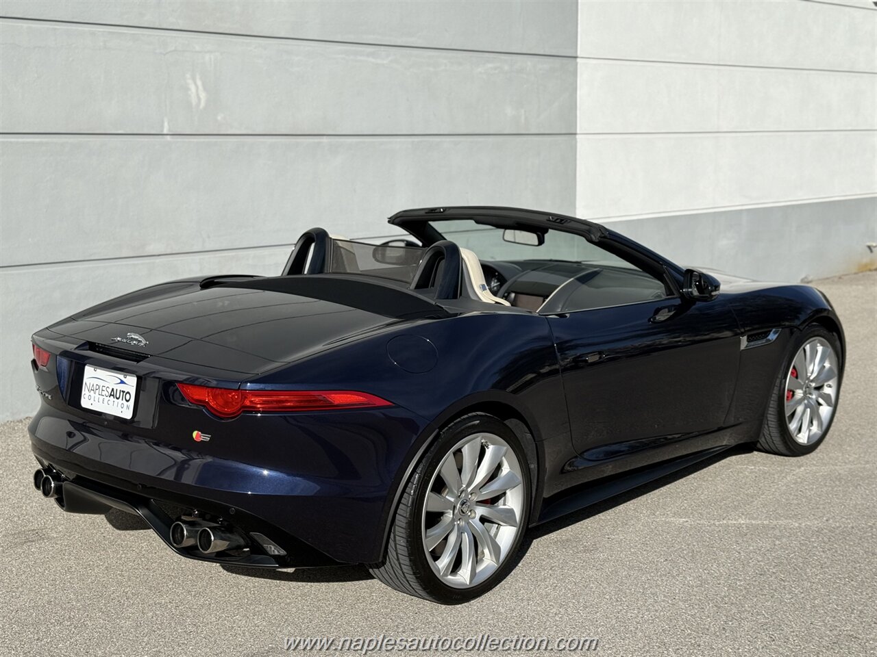 2014 Jaguar F-TYPE V8 S   - Photo 9 - Fort Myers, FL 33967