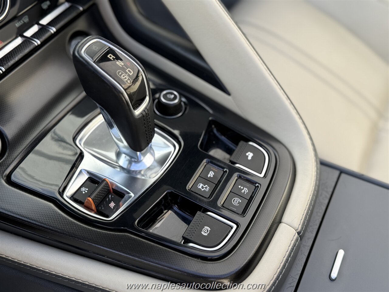 2014 Jaguar F-TYPE V8 S   - Photo 19 - Fort Myers, FL 33967