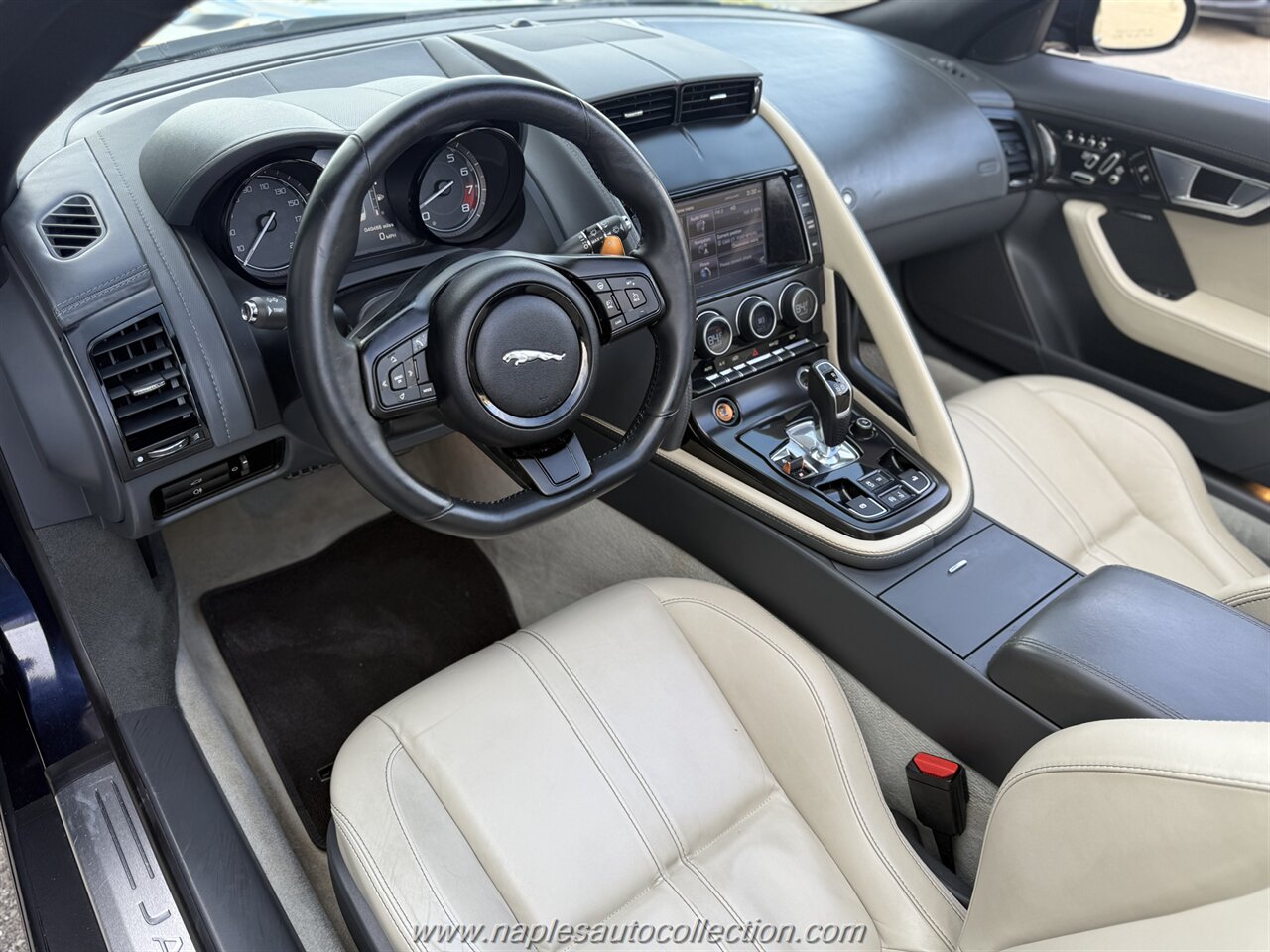 2014 Jaguar F-TYPE V8 S   - Photo 12 - Fort Myers, FL 33967