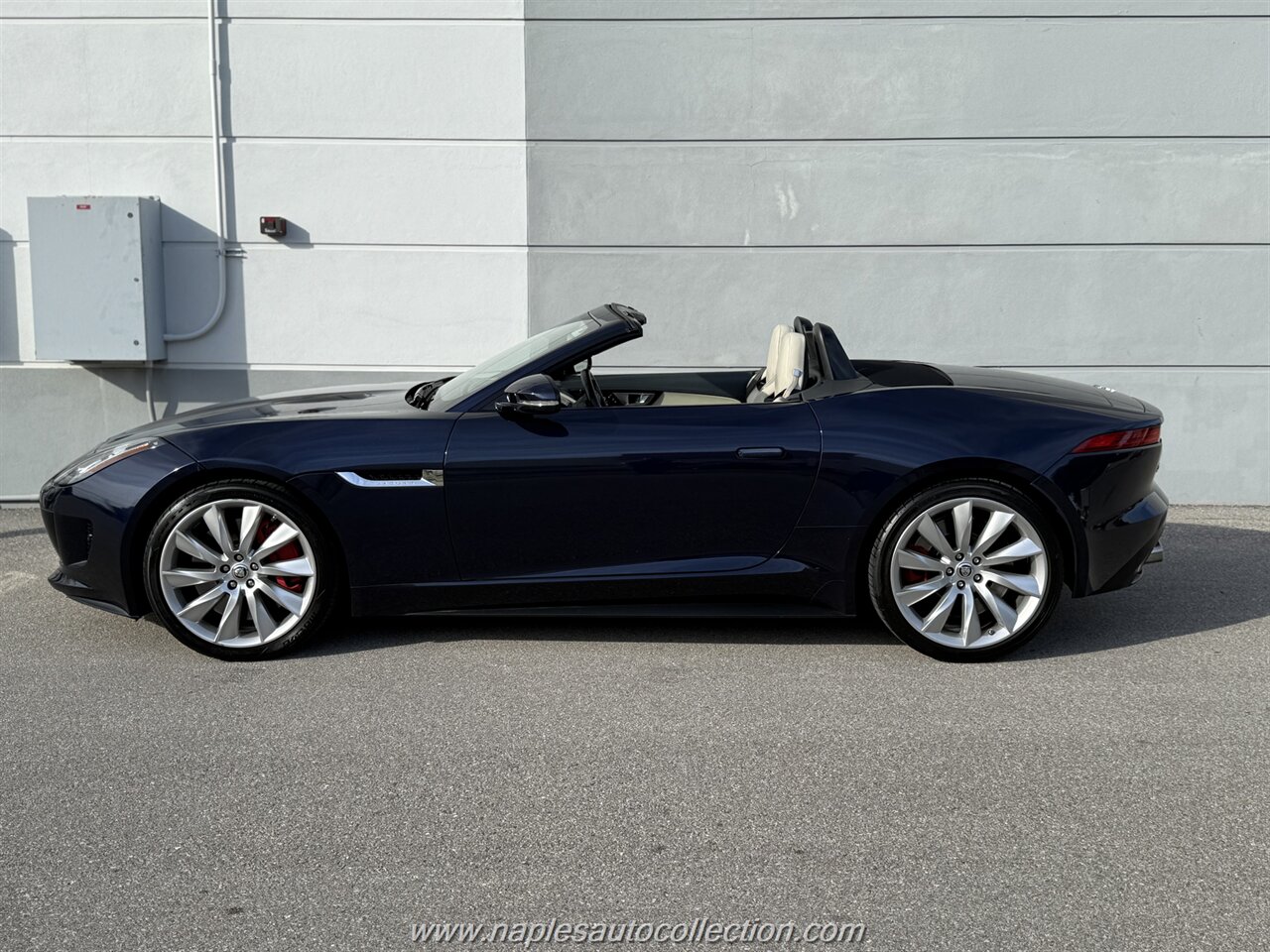 2014 Jaguar F-TYPE V8 S   - Photo 3 - Fort Myers, FL 33967