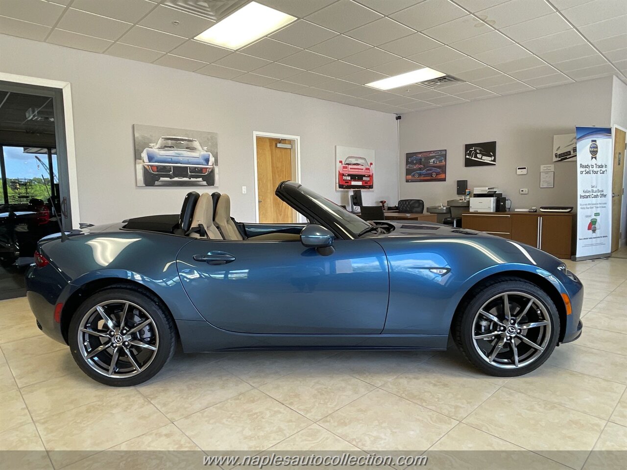 2019 Mazda MX-5 Miata Grand Touring   - Photo 5 - Fort Myers, FL 33967